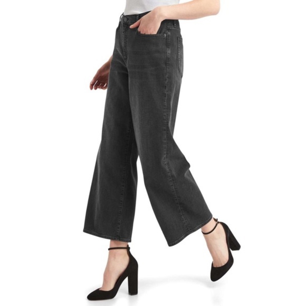 GAP wide legged high rise black jean